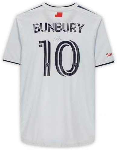 Çerçeveli Teal Bunbury New England Revolution İmzalı Maç-2020 MLS Sezonundan 10 Beyaz Forma Kullanıldı-İmzalı Futbol Formaları