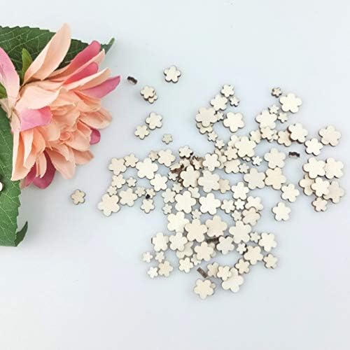 Happyyamı 300 pcs Ahşap Dilimleri Çiçekler Şekilli Bitmemiş Ahşap Şekiller Adet Bezemeler Süsler için Düğün Sevgililer DIY Malzemeleri